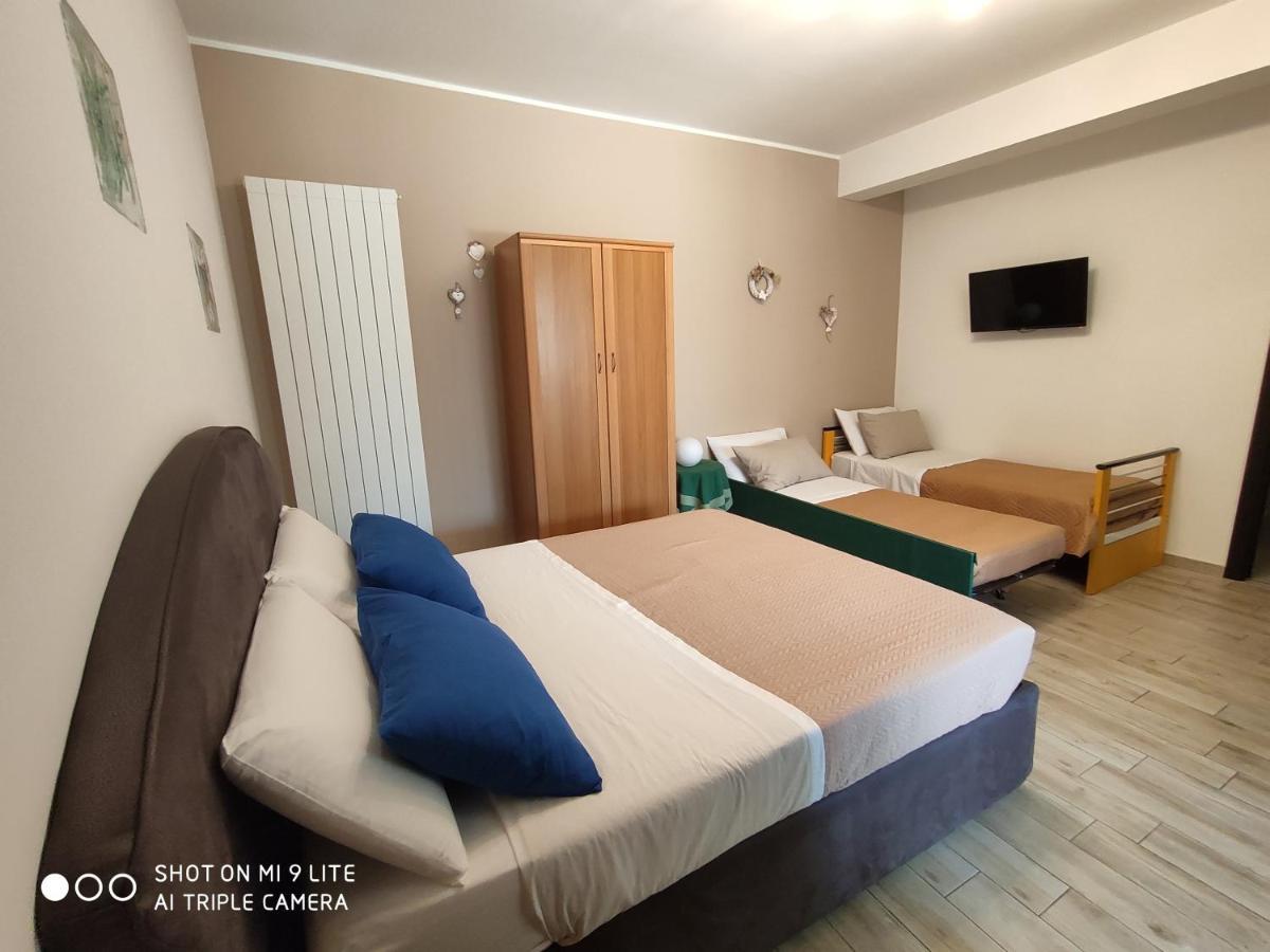 Il Labirinto Bed & Breakfast Сулмона Екстериор снимка