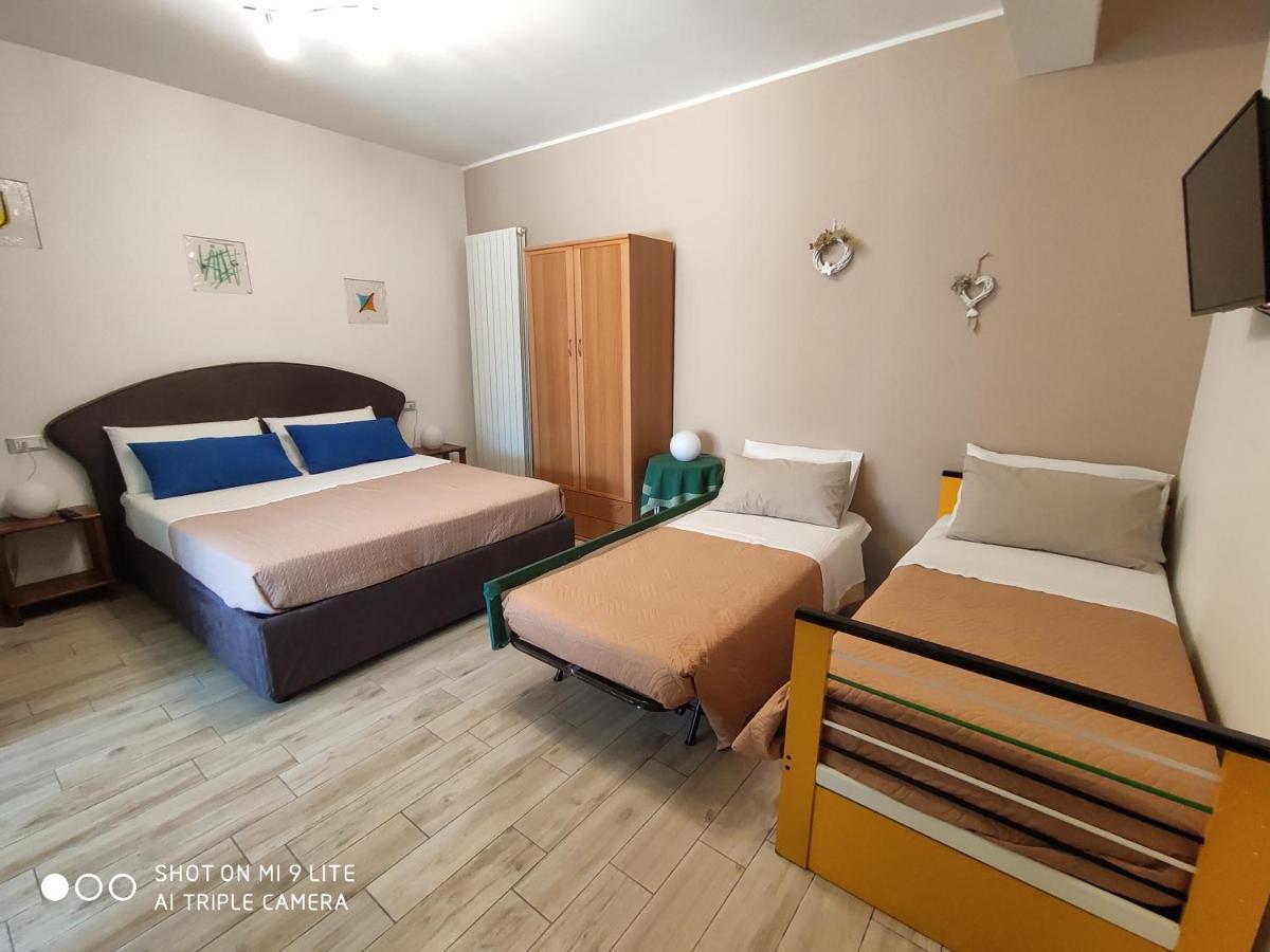 Il Labirinto Bed & Breakfast Сулмона Екстериор снимка