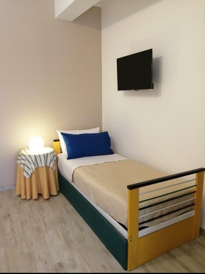 Il Labirinto Bed & Breakfast Сулмона Екстериор снимка